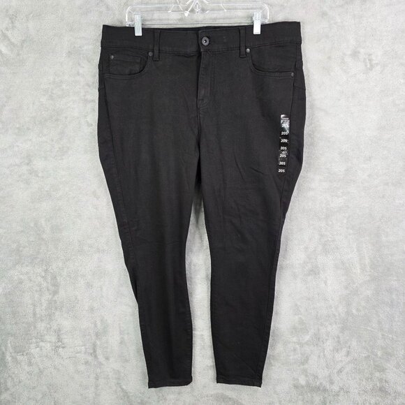Womens Torrid Black Bombshell Skinny Premium Stretch Jeans Cotton Blend Size 20S - Picture 2 of 11